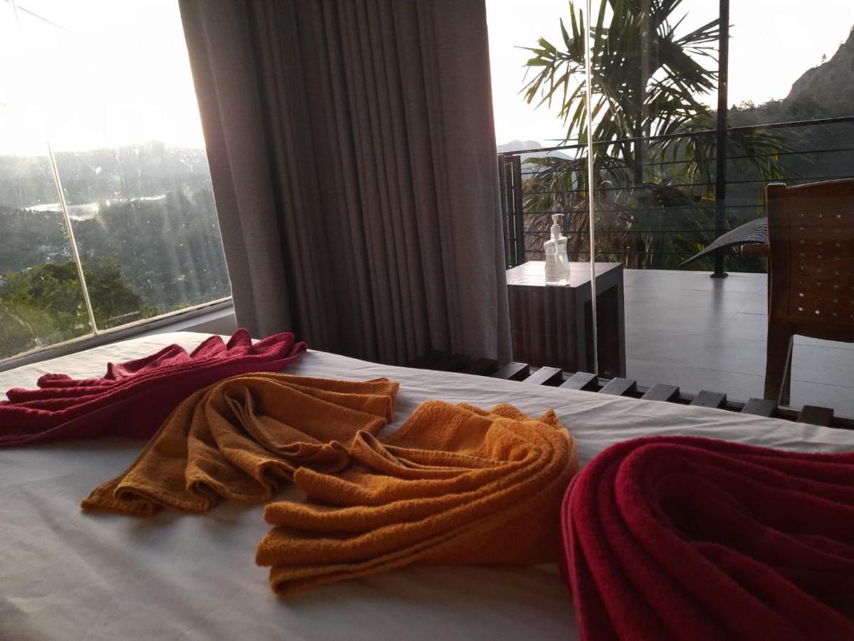 Aloft View Bed & Breakfast เอลลา ภายนอก รูปภาพ